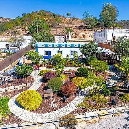 Charming Hotel