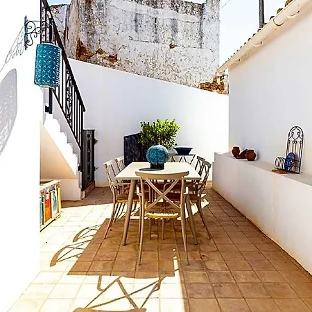 Charming Hotel